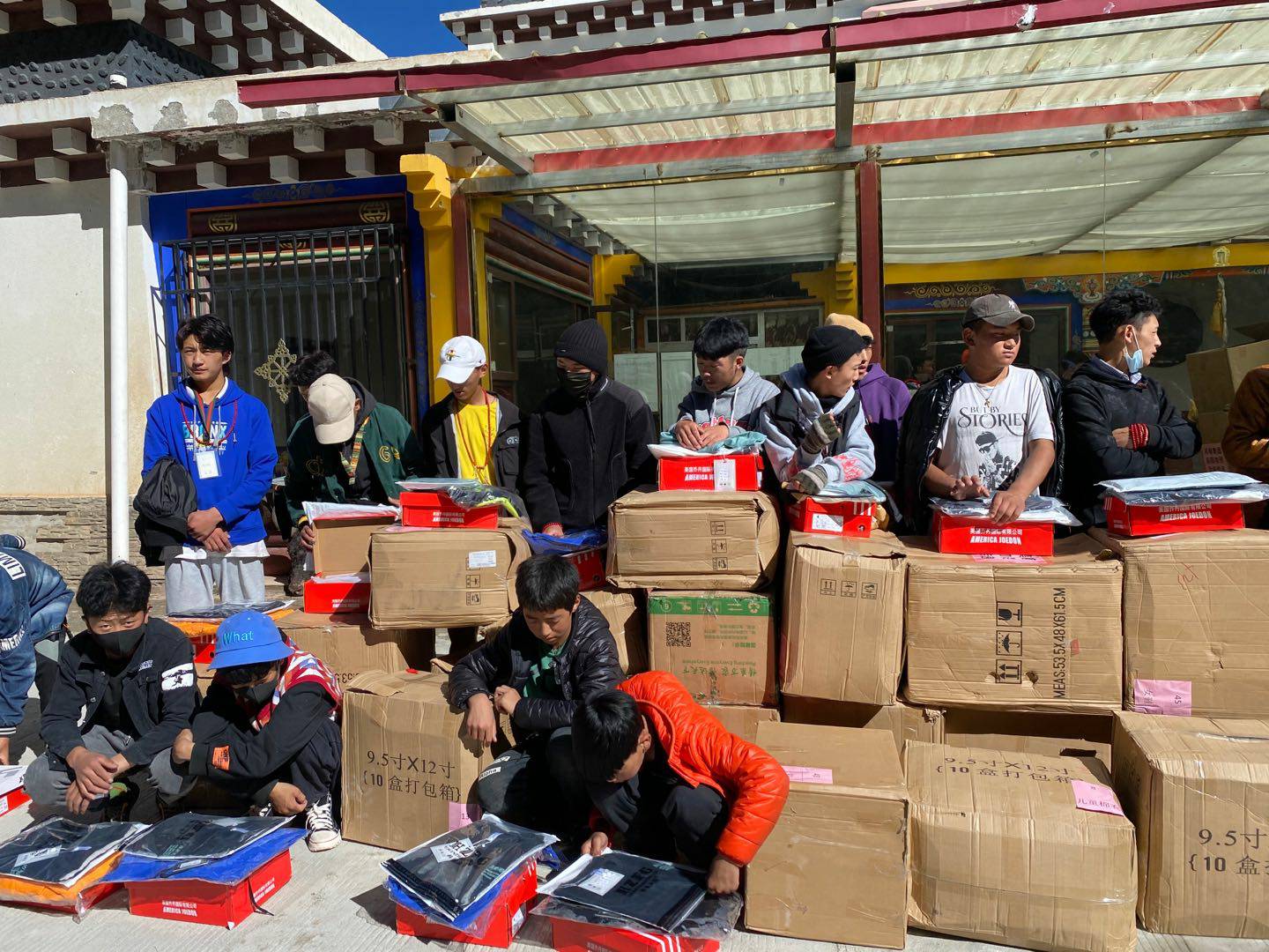 银川绍辉机器人技术公司有限公司公益回顾丨家国同欢月同圆 温暖满载甘孜州(图7)