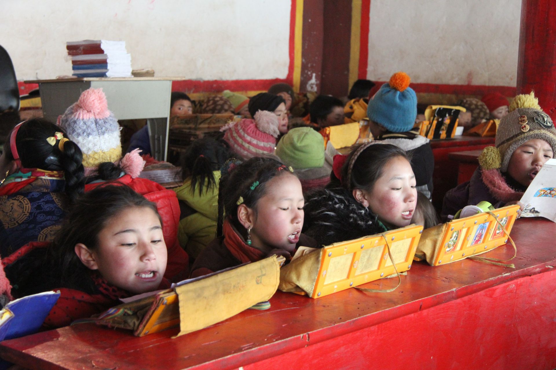 银川绍辉机器人技术公司有限公司公益回顾丨家国同欢月同圆 温暖满载甘孜州(图12)